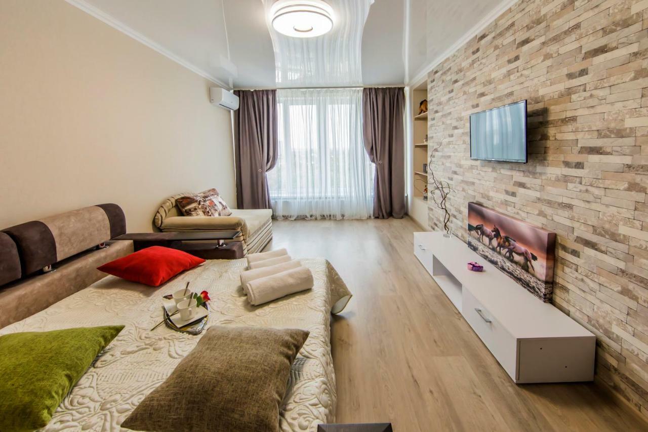 Apartmán The Best Rest In This Stylish, Cozy Apartament. Kyjev Exteriér fotografie